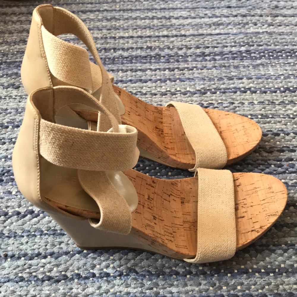 BCBGeneration Women’s BG-Brent Wedge Sandal